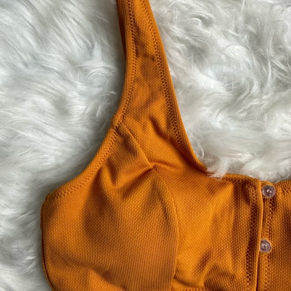 Cupshe Mustard Yellow bikini Top size M - Picture 8 of 8